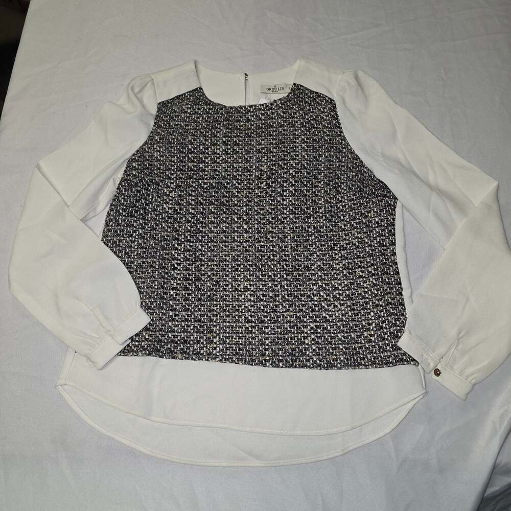 Grifflin Paris Women's Style 8065 Mixed Media Tweed and Crepe Blouse